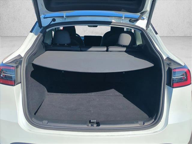 Used 2024 Tesla Model Y Long Range RWD image 6