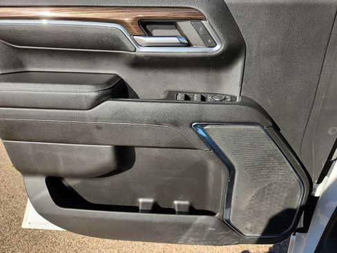 Used 2023 Chevrolet Silverado 1500 LT Trail Boss w/ Protection Package image 16