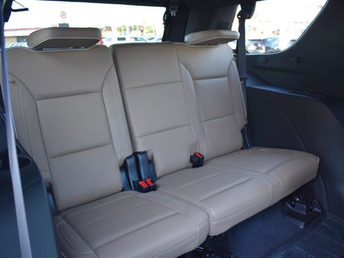 Used 2021 Chevrolet Tahoe Premier w/ Premium Package image 71