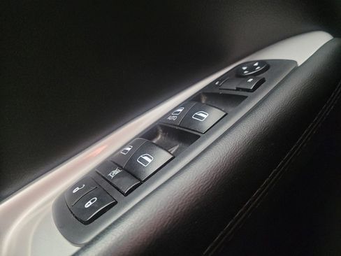 Used 2019 Dodge Journey SE w/ Connectivity Group FWD image 27