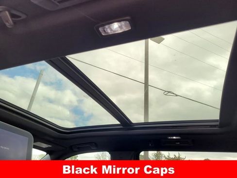 New 2026 GMC Yukon XL Denali w/ Denali Reserve Package image 27