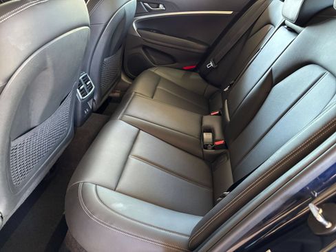 Used 2026 Genesis G70 2.5T RWD image 28