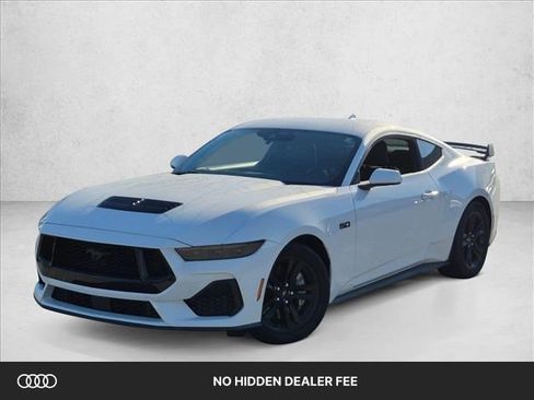 Used 2025 Ford Mustang GT RWD image 1