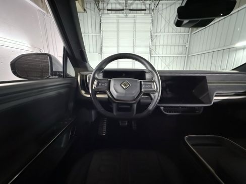 Used 2022 Rivian R1T Adventure image 41