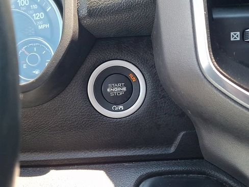 Used 2022 RAM 1500 Big Horn AWD/4WD image 22