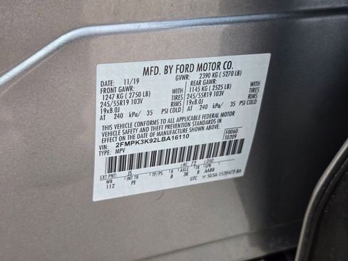 Used 2020 Ford Edge Titanium w/ Equipment Group 301A image 33