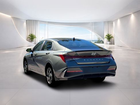 New 2026 Hyundai Elantra SEL Sport Premium w/ Cargo Package FWD image 5