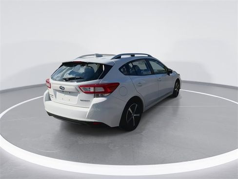 Used 2019 Subaru Impreza 2.0i Premium image 10