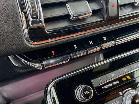 Used 2021 Lincoln Navigator Reserve w/ Luxury Package AWD/4WD image 18