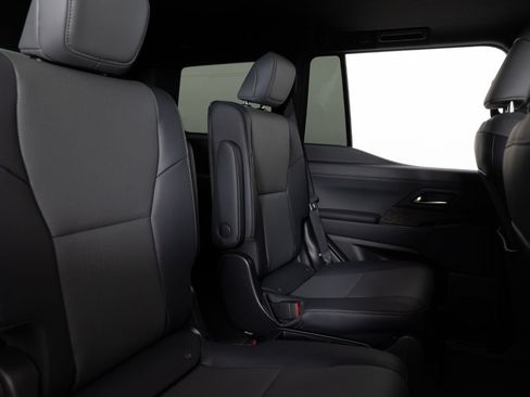 Used 2025 Lexus GX 550 w/ Cold Area Package AWD/4WD image 31