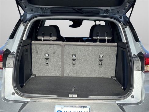 Used 2024 Chevrolet TrailBlazer LT w/ LT Cold Weather Package image 23