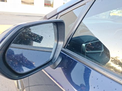 Used 2023 Toyota Corolla SE image 14