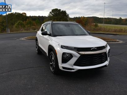 Used 2023 Chevrolet TrailBlazer RS w/ Sun and Liftgate Package
