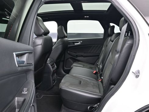 Certified 2022 Ford Edge ST w/ Equipment Group 401A AWD/4WD image 21