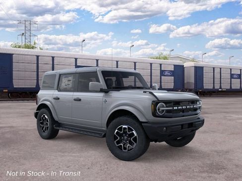 New 2026 Ford Bronco Outer Banks AWD/4WD image 8