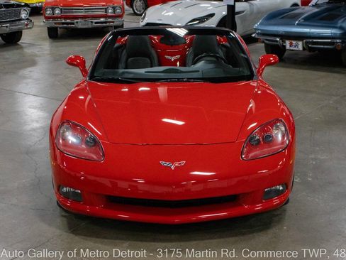 Used 2006 Chevrolet Corvette Convertible image 12