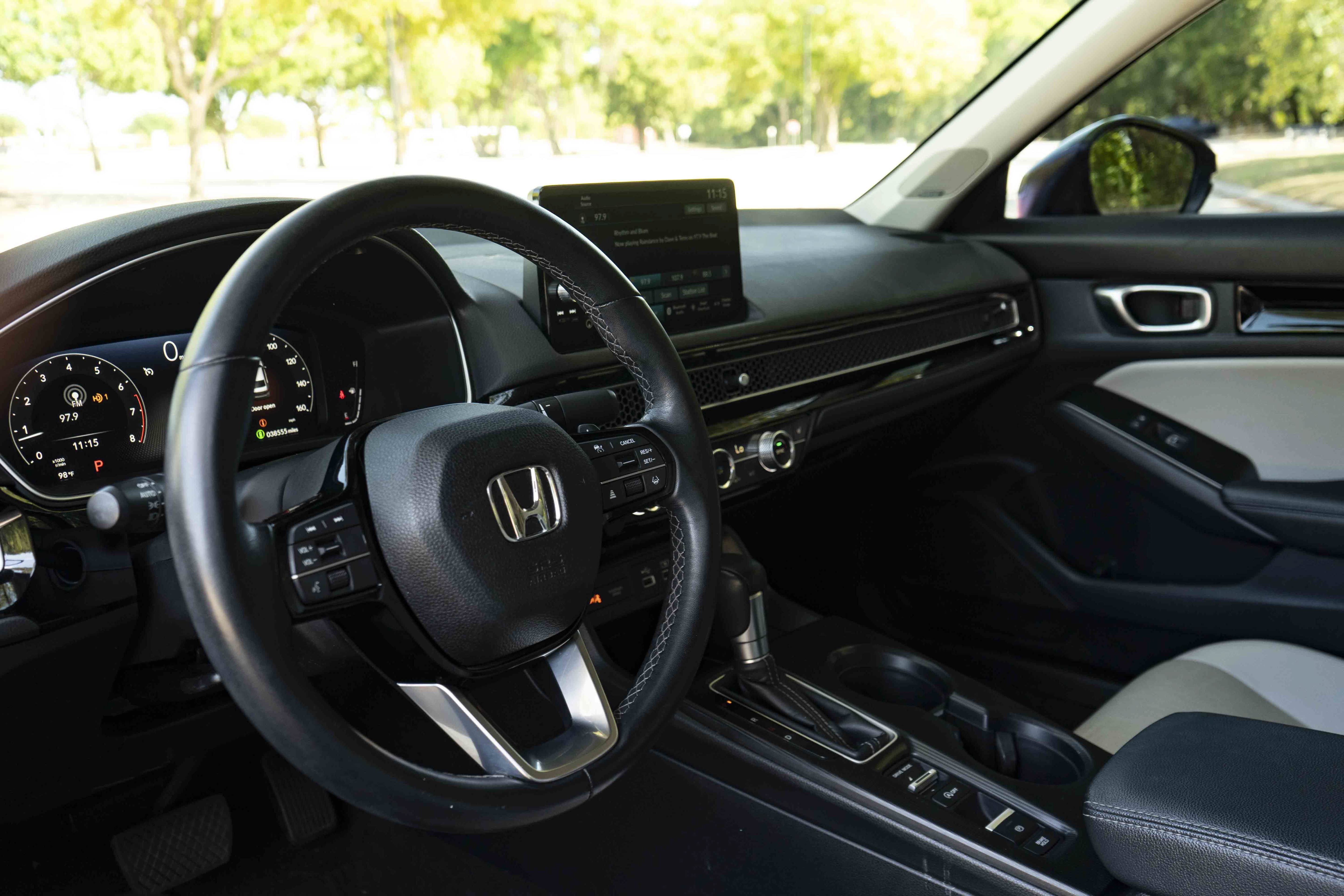 Used 2024 Honda Civic Touring image 16