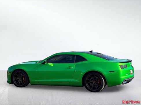 Used 2011 Chevrolet Camaro SS w/ RS Package RWD image 4