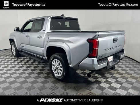 Certified 2024 Toyota Tacoma SR5 AWD/4WD image 14