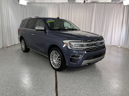 Used 2023 Ford Expedition Platinum AWD/4WD image 16