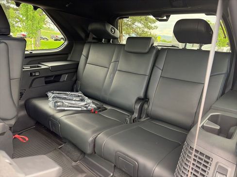 Used 2026 Toyota Sequoia 4WD image 24