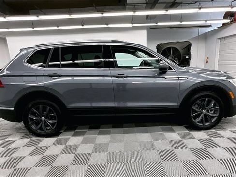 Used 2023 Volkswagen Tiguan SE FWD image 14