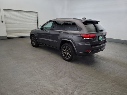 Used 2017 Jeep Grand Cherokee Limited 75th Anniversary AWD/4WD image 3