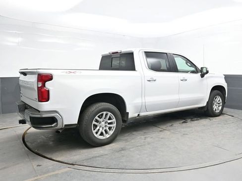 Used 2020 Chevrolet Silverado 1500 LTZ w/ LTZ Convenience Package AWD/4WD image 7