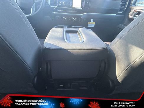New 2026 GMC Sierra 1500 SLE w/ Preferred Package RWD image 23