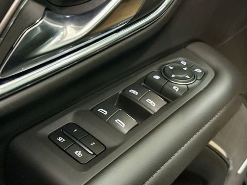 Used 2024 Chevrolet Tahoe High Country AWD/4WD image 19