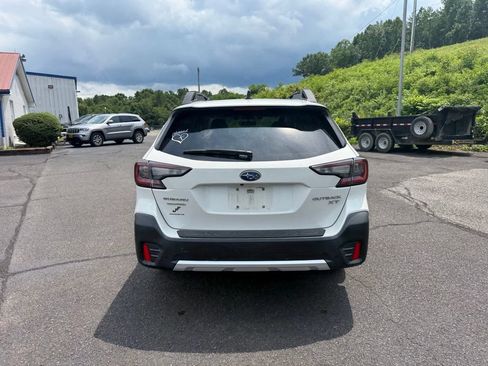 Used 2020 Subaru Outback Limited XT AWD/4WD image 8