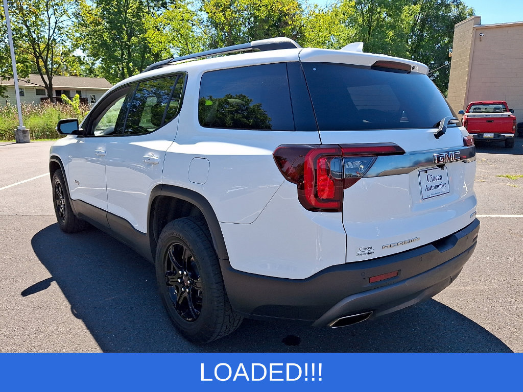 Used 2022 GMC Acadia AT4 w/ Technology Package AWD/4WD image 7