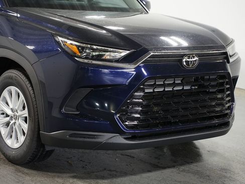 New 2026 Toyota Grand Highlander AWD Hybrid image 4