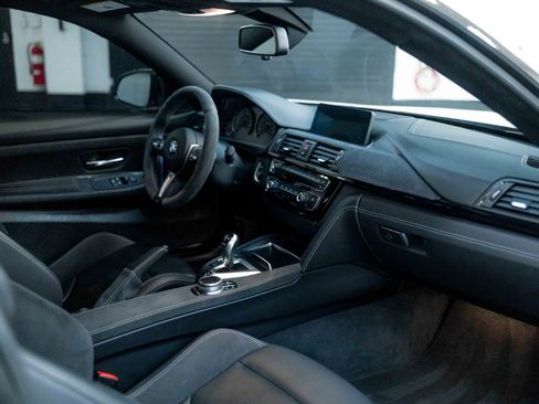 Used 2019 BMW M4 CS w/ Executive Package image 79