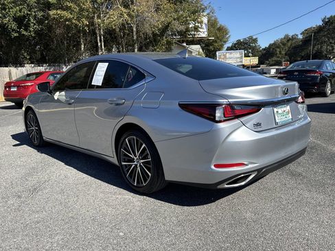 Used 2025 Lexus ES 350 w/ Premium Package image 3