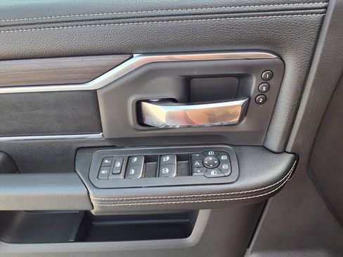 New 2026 RAM 2500 Laramie w/ Night Edition AWD/4WD image 26