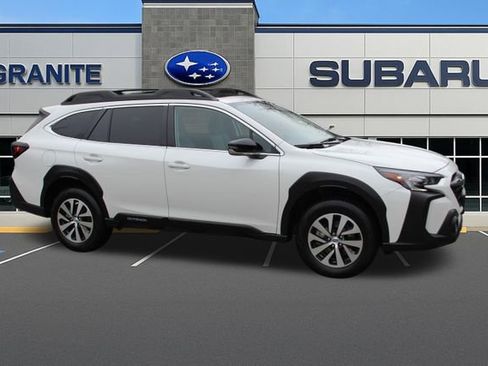 Certified 2025 Subaru Outback Premium AWD/4WD image 13