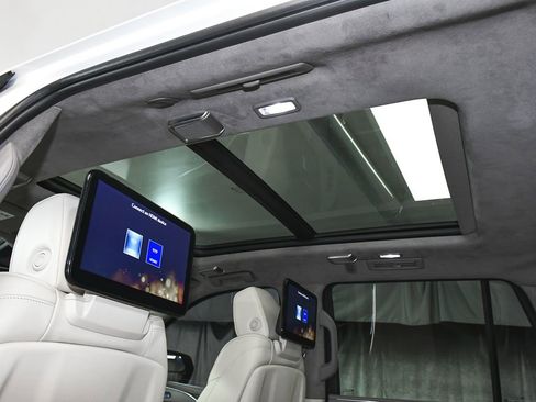 Used 2022 Cadillac Escalade Sport Platinum AWD/4WD image 51