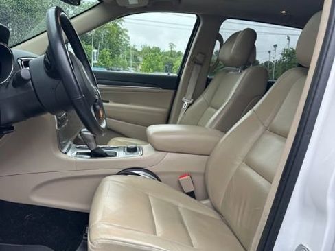 Used 2021 Jeep Grand Cherokee Limited AWD/4WD image 5