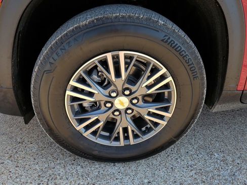 New 2026 Chevrolet Traverse LT image 45