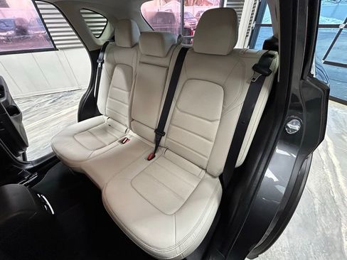 Used 2023 MAZDA CX-5 AWD 2.5 S w/ Preferred Package image 7