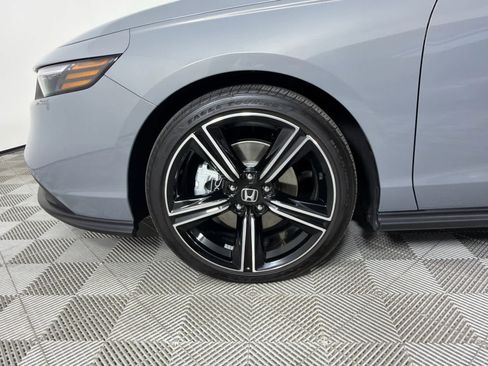 Used 2025 Honda Accord Sport image 10