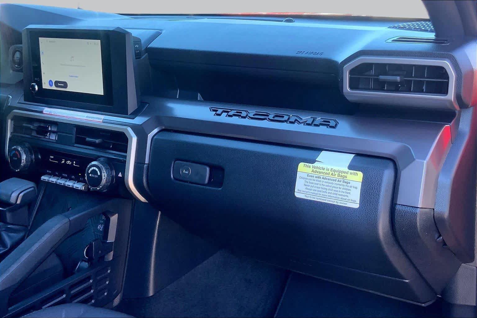 Used 2026 Toyota Tacoma SR5 AWD/4WD image 18