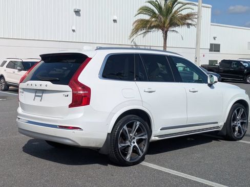 Used 2022 Volvo XC90 T6 Inscription w/ Advanced Package AWD/4WD image 4