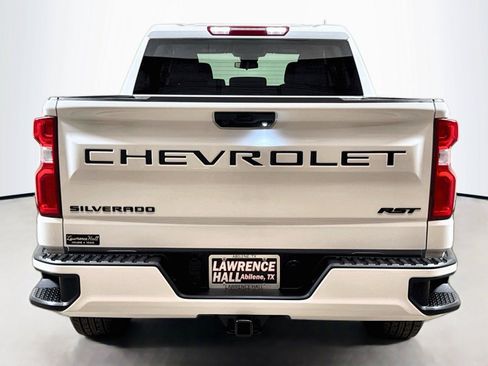 Certified 2026 Chevrolet Silverado 1500 RST w/ LPO, Dark Essentials Package AWD/4WD image 5