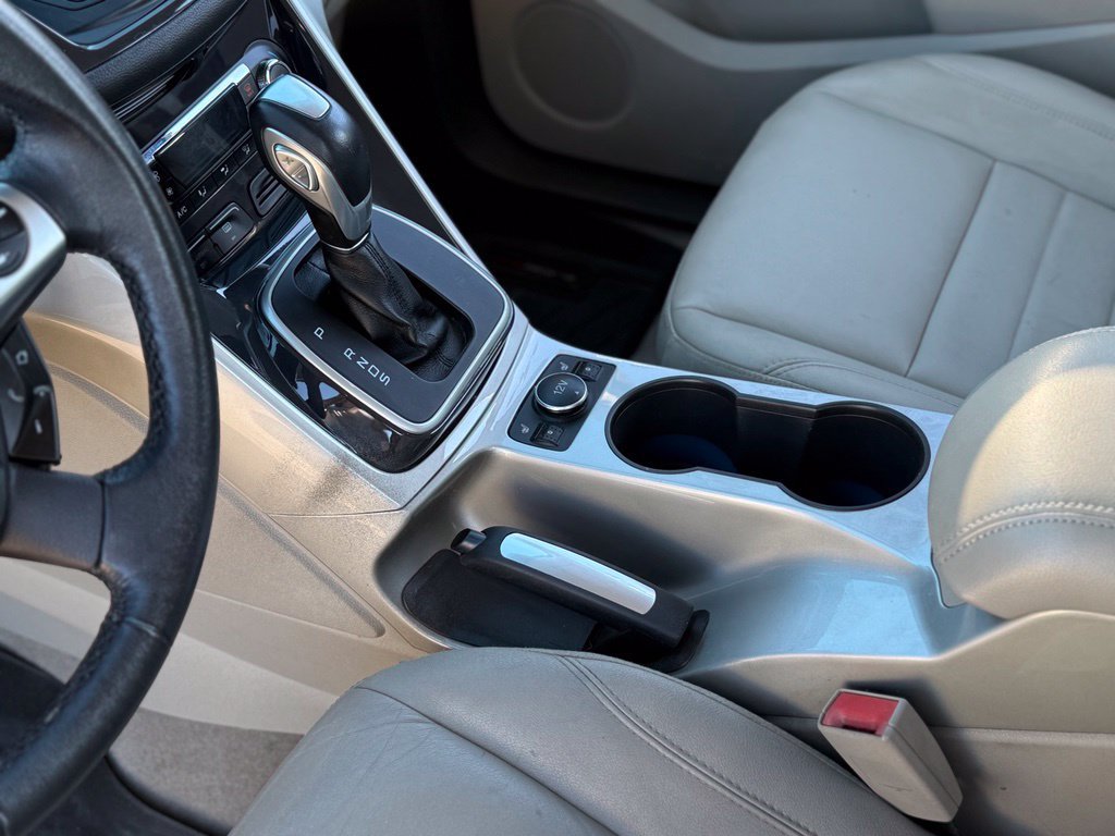 Used 2013 Ford Escape SEL FWD image 16