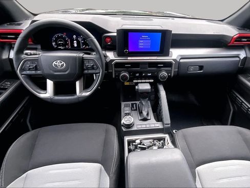 Used 2025 Toyota 4Runner TRD Off-Road AWD/4WD image 14