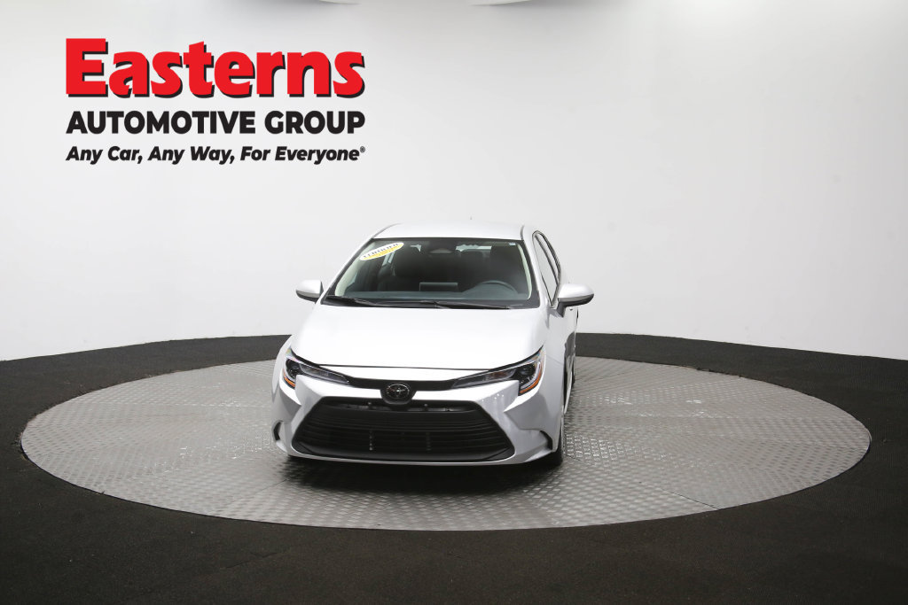 Used 2025 Toyota Corolla LE FWD image 54