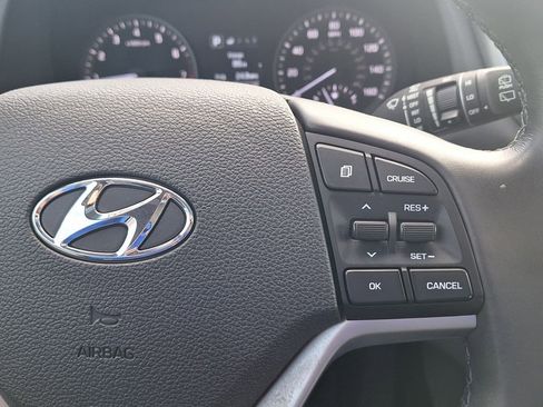 Used 2018 Hyundai Tucson Value w/ Cargo Package image 18