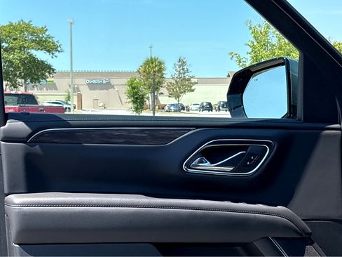 Used 2024 Chevrolet Tahoe LS w/ Driver Alert Package image 8